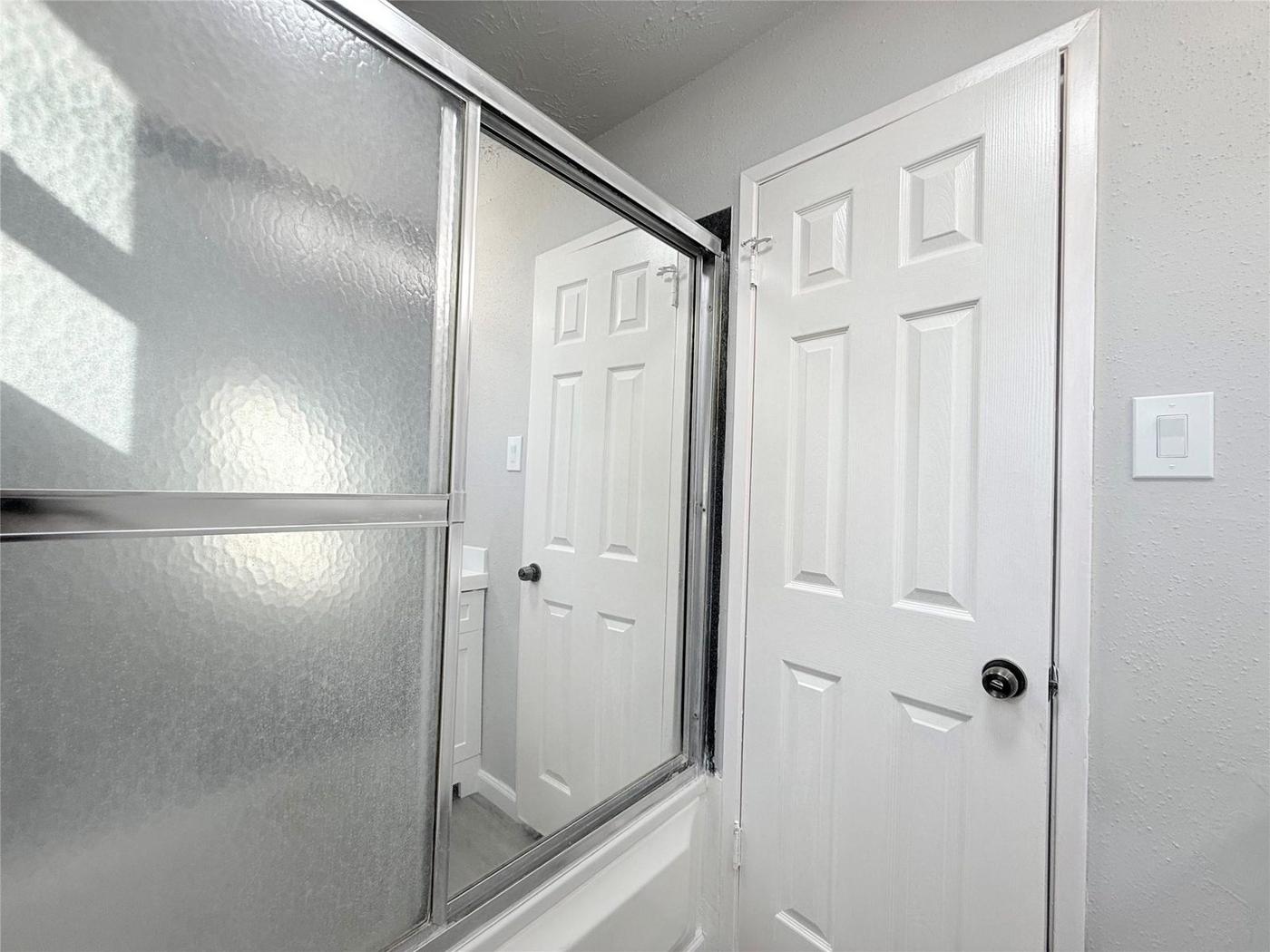 Move-In Ready Home, North Houston photo 14
