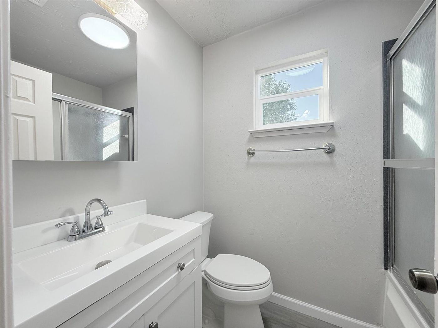 Move-In Ready Home, North Houston photo 13